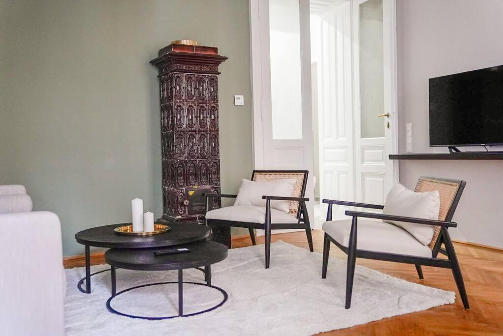 Boutique Suite Near Museum District Відень Екстер'єр фото