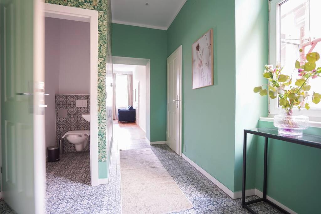 Boutique Suite Near Museum District Відень Екстер'єр фото