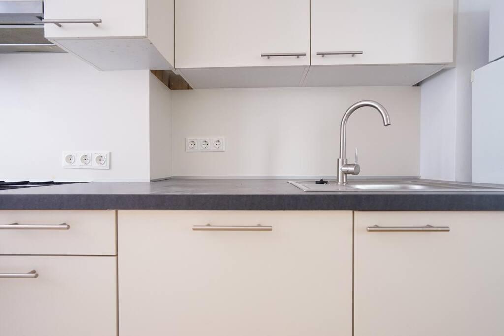 Boutique Suite Near Museum District Відень Екстер'єр фото